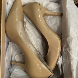 Women’s Heels. Size 8