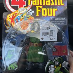 Dr. Doom (Retro Re-release) 