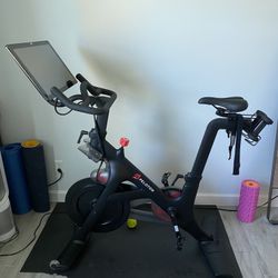 Peloton bike $900 - OBO