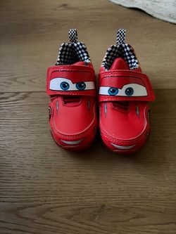 Disney Pixar lightning McQueen light up toddler size 6 shoes