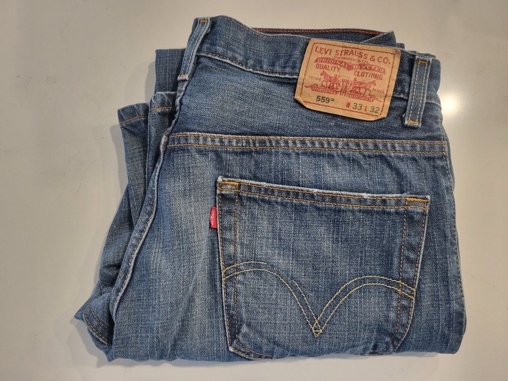 Levi's Men's 33x32 Relaxed Straight