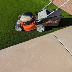 Stihl Lawnmower with rechargeable battery unit 
