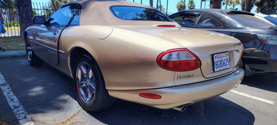 1999 gold jaguar xk8
