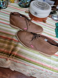 Levis Comforts Shoes