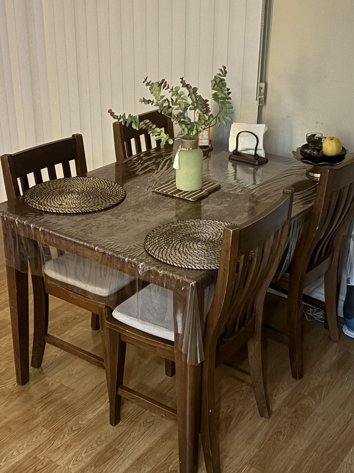 Solid Wood Dinner Table With 4 Chairs