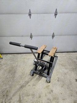 Motorcycle jack