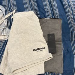 Essential Shorts 