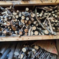 Apple WOOD / Fig / Pear / Cherry - Seasoned 3bags/$25
