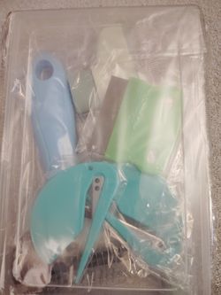 5 Piece Flea Comb Set. W/Dematting Comb.