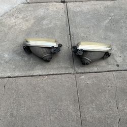 Toyota Sequoia Headlights