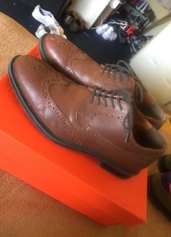 Stafford Wing Tips Sz 10