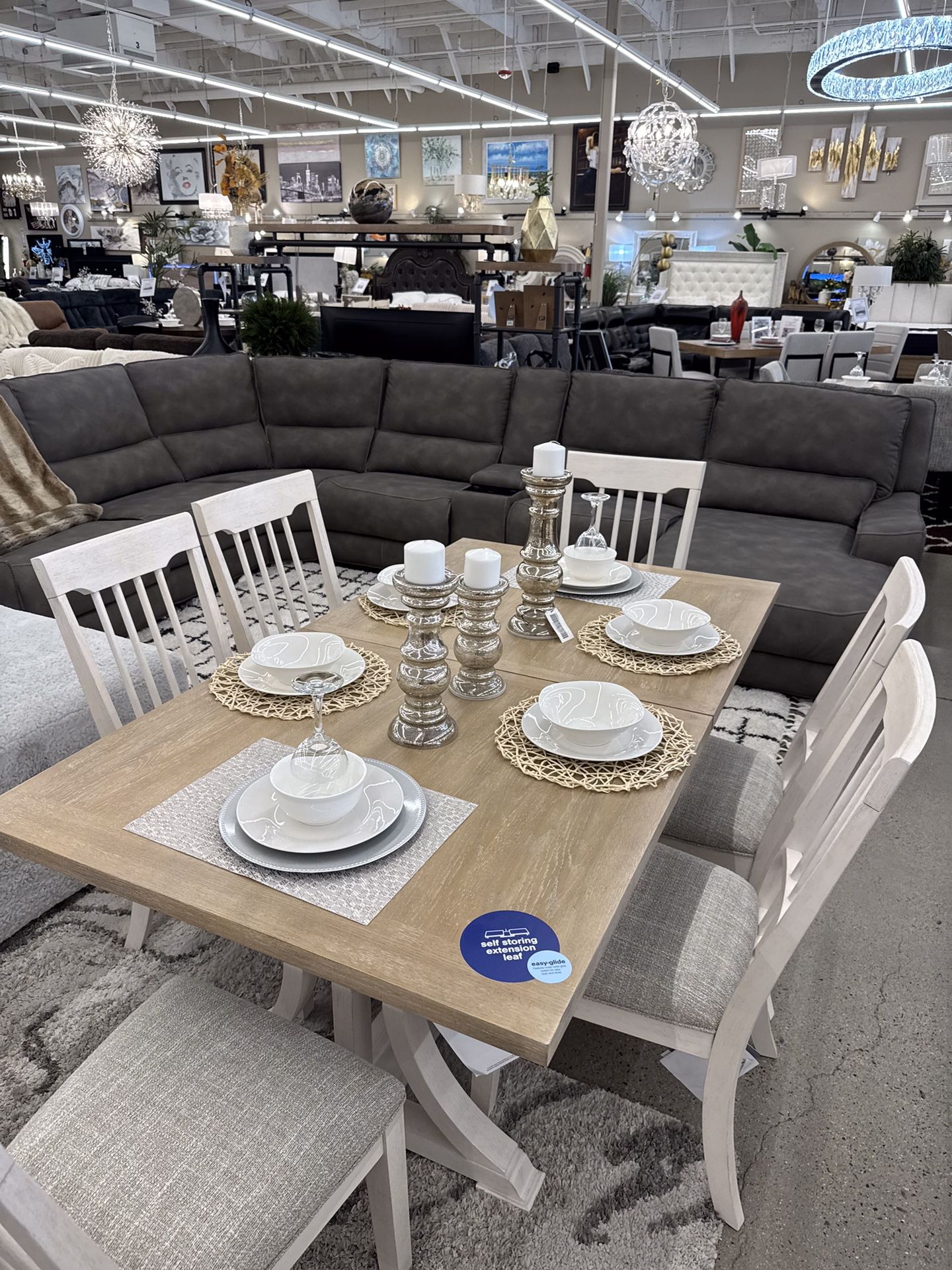 Beautiful Dining Table Set