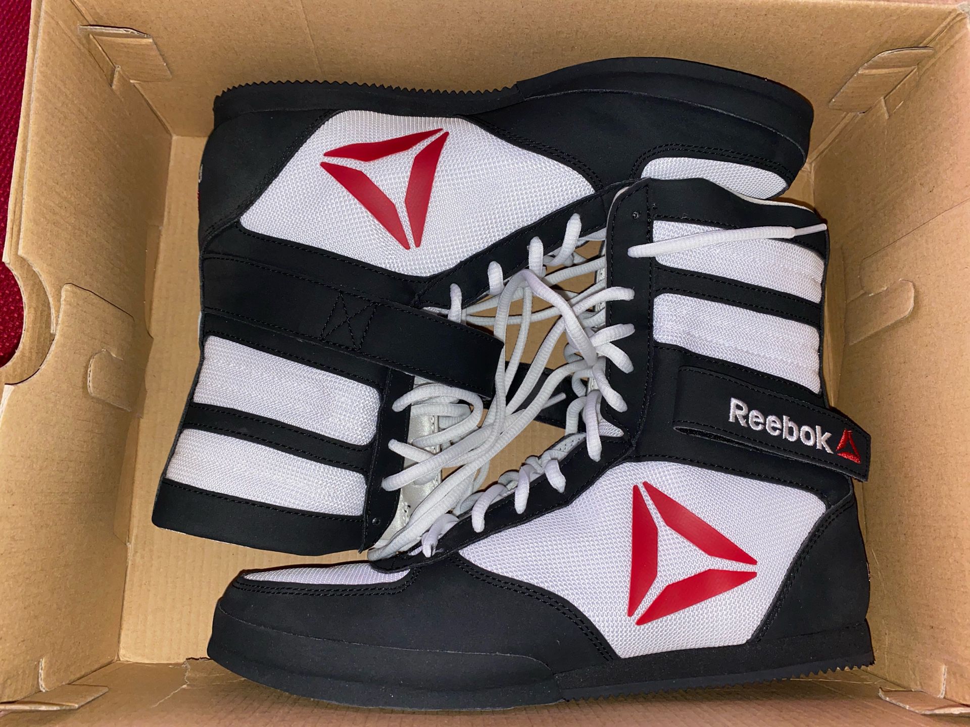 Reebok Renegade Pro Boxing Boots for Sale in Los Angeles, CA - OfferUp