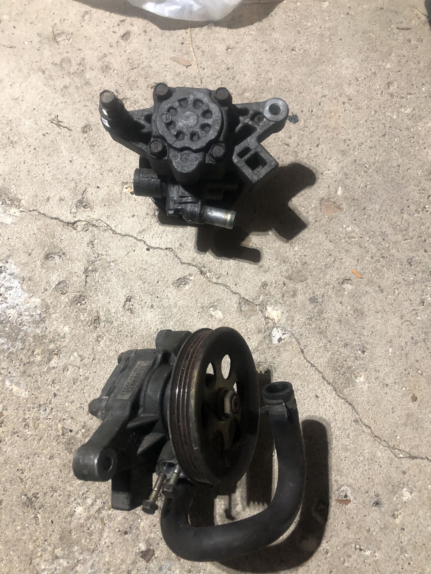 B Series Power Steering Pumps