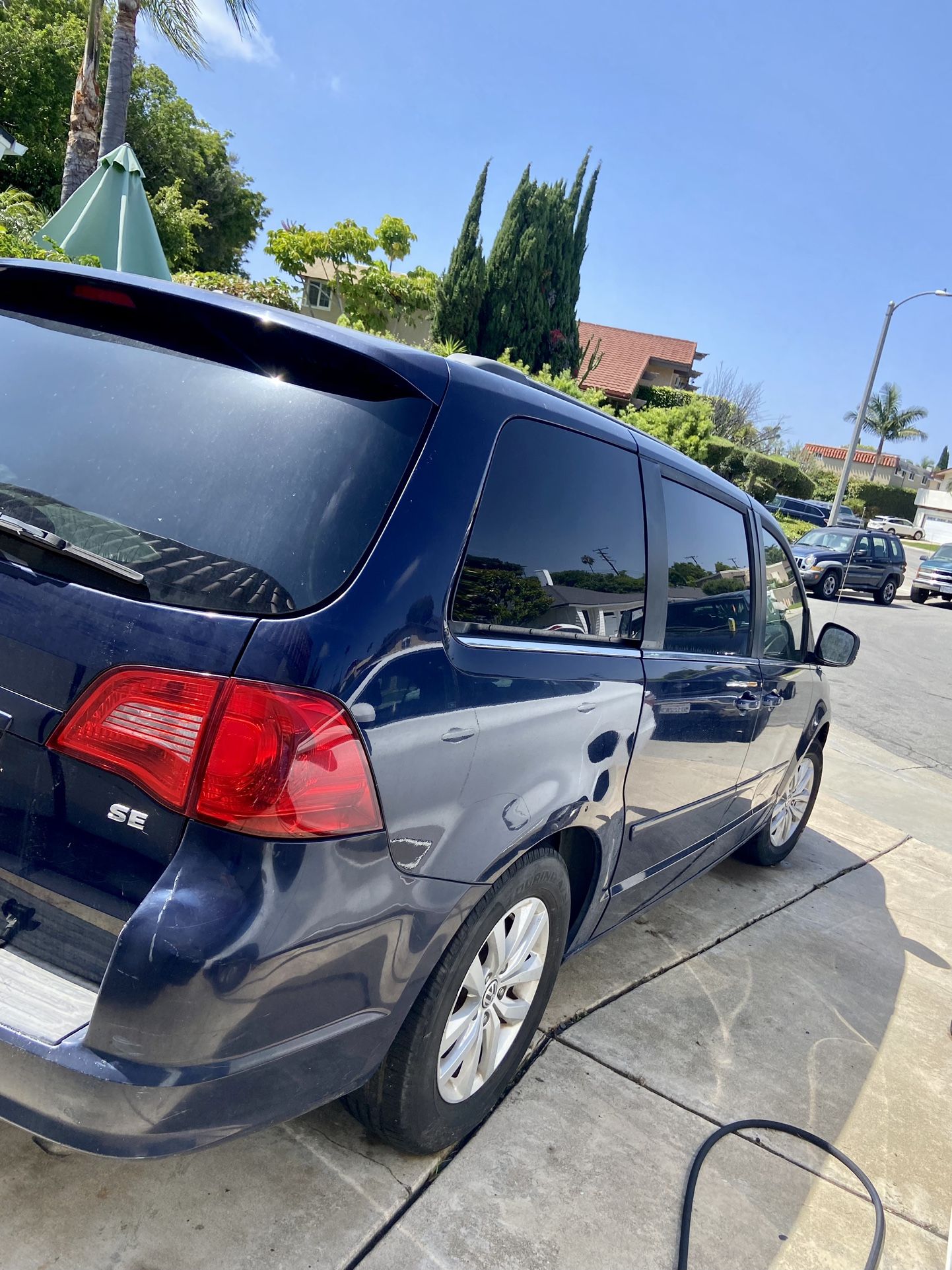 2012 Volkswagen Routan