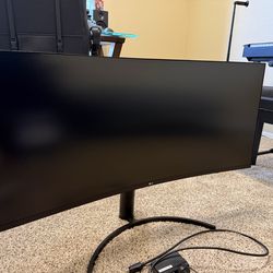 LG 35 Inch 1440p Curved Monitor
