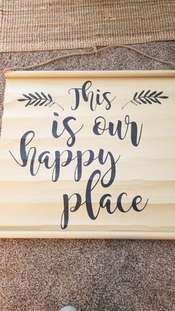 Decorative hanging scroll