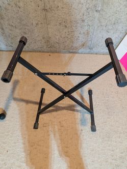 Black Metal Keyboard Stand