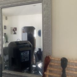 Living Room Furniture And Mirror