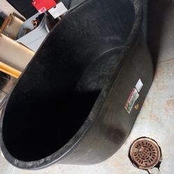 Rubber Bucket 