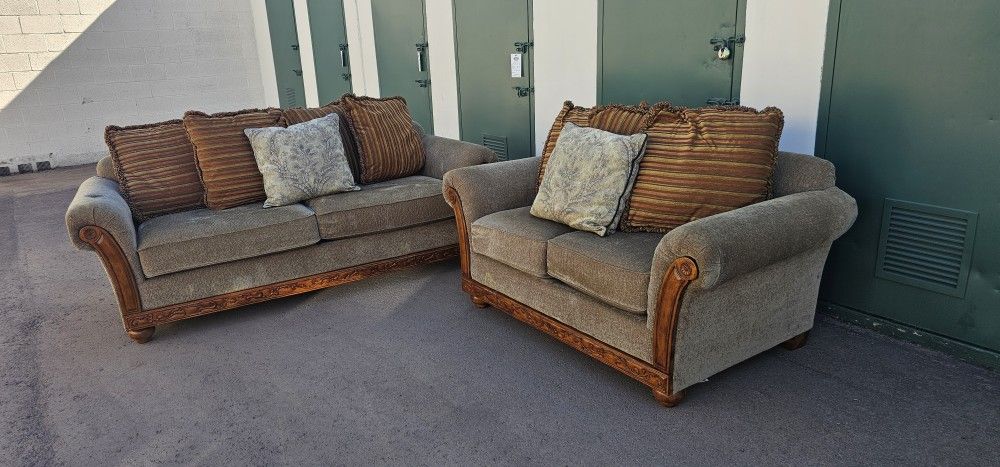 LazBoy Sofa Set
