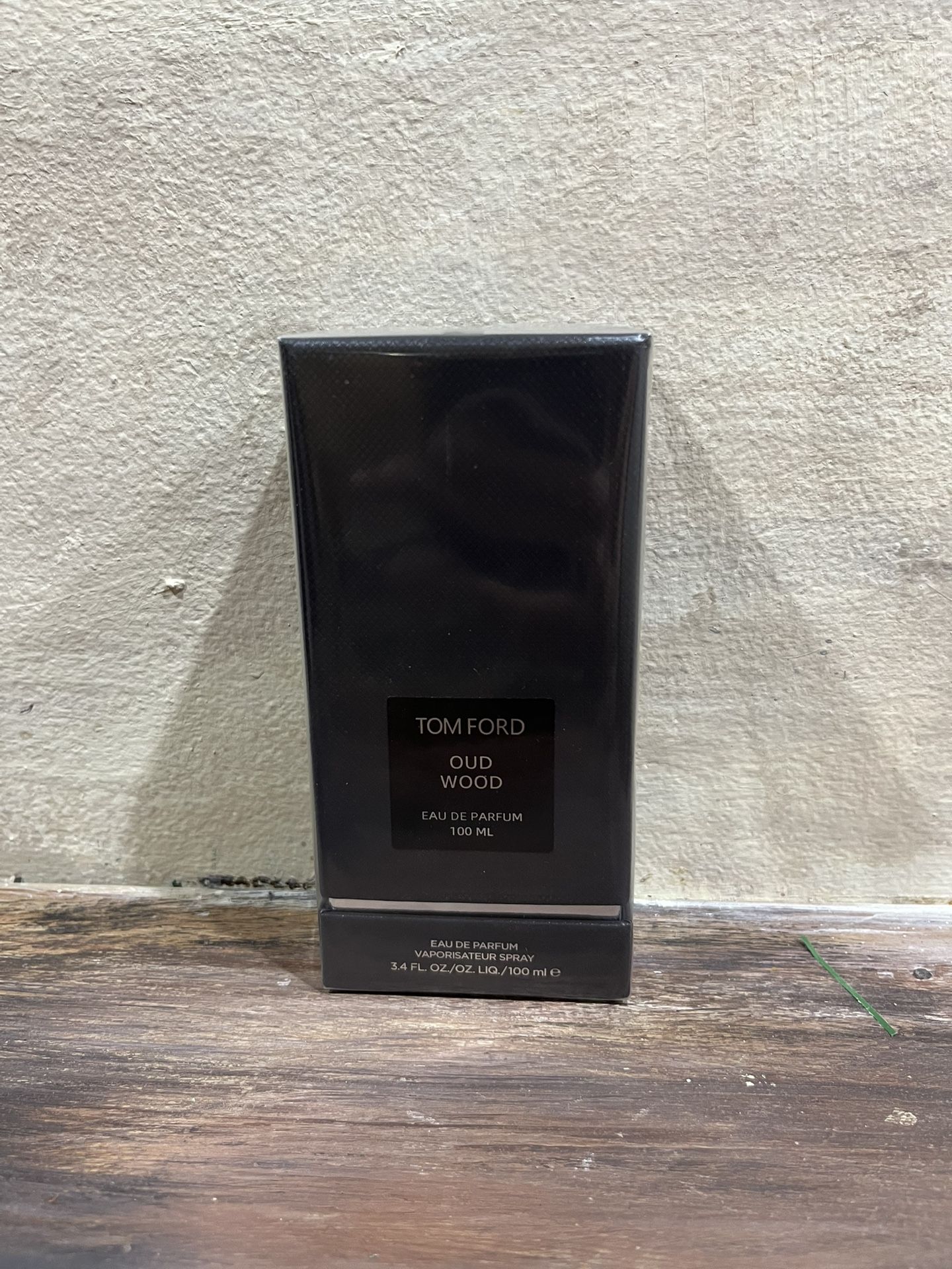 Tom Ford Oud Wood 3.4oz Unisex Eau de Parfum - New Unsealed Box