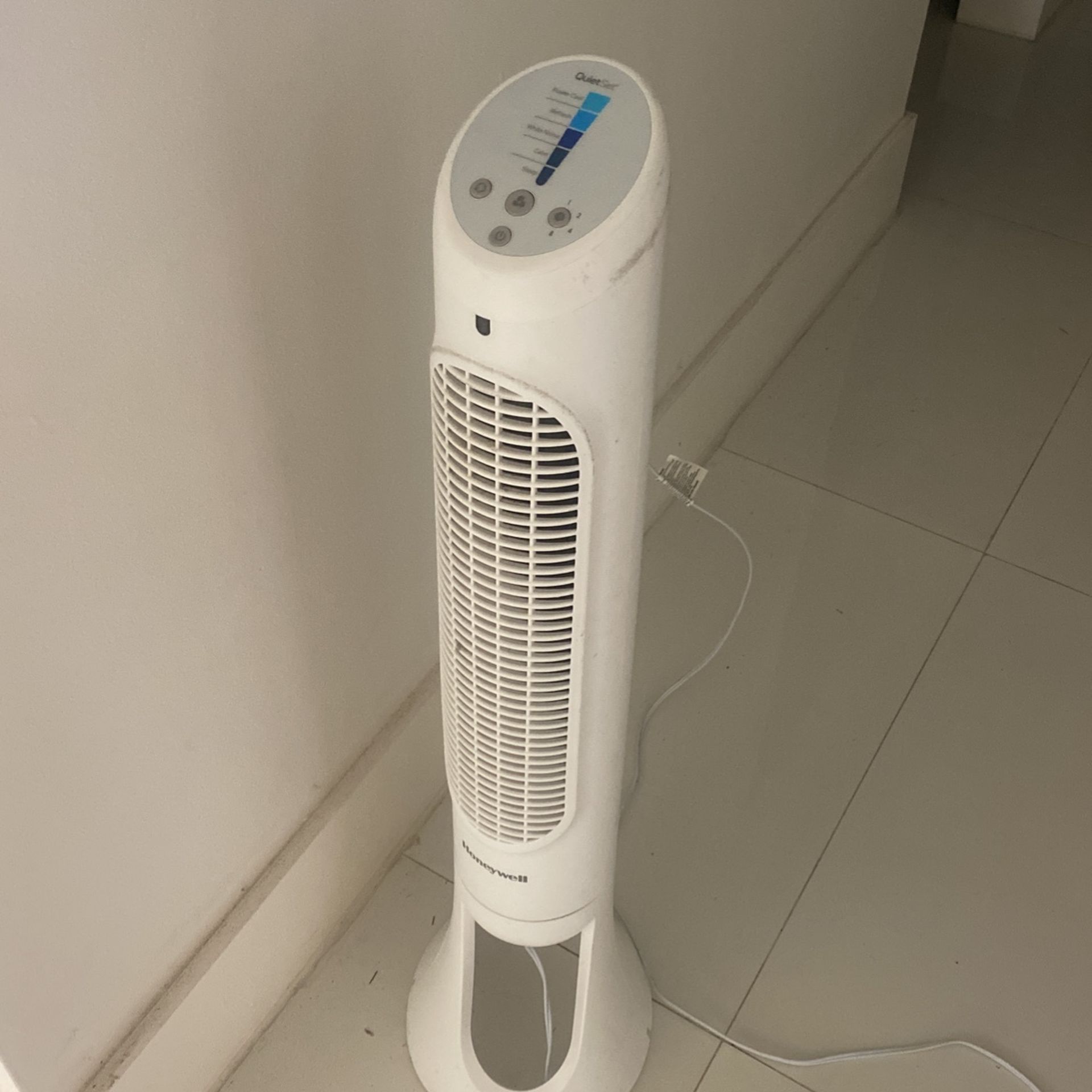 Honey Well Tower Fan 