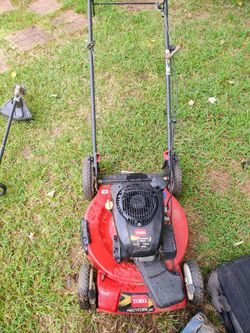 Self-propelled lawn mower