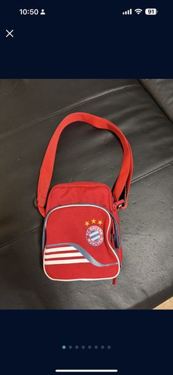 NEW  Bayern Munich Adidas Shoulder Side Bag Soccer
