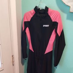 Sport Wet Skin Suit..Fits 2xl Women's Stretchy Material...brand New!..Great For Water Sports !!