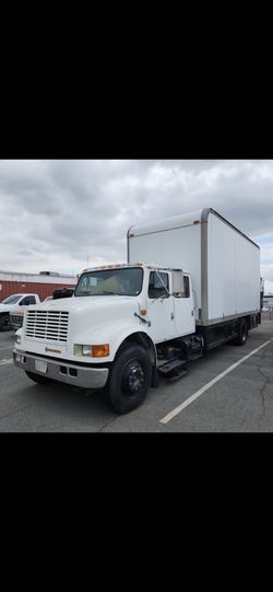 1991 International Box Truck 