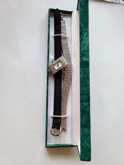 Suzanne Somers Collection...925 Silver. . Rhinestone Matching Bracelet & Watch- Roubd Stones 7.5"