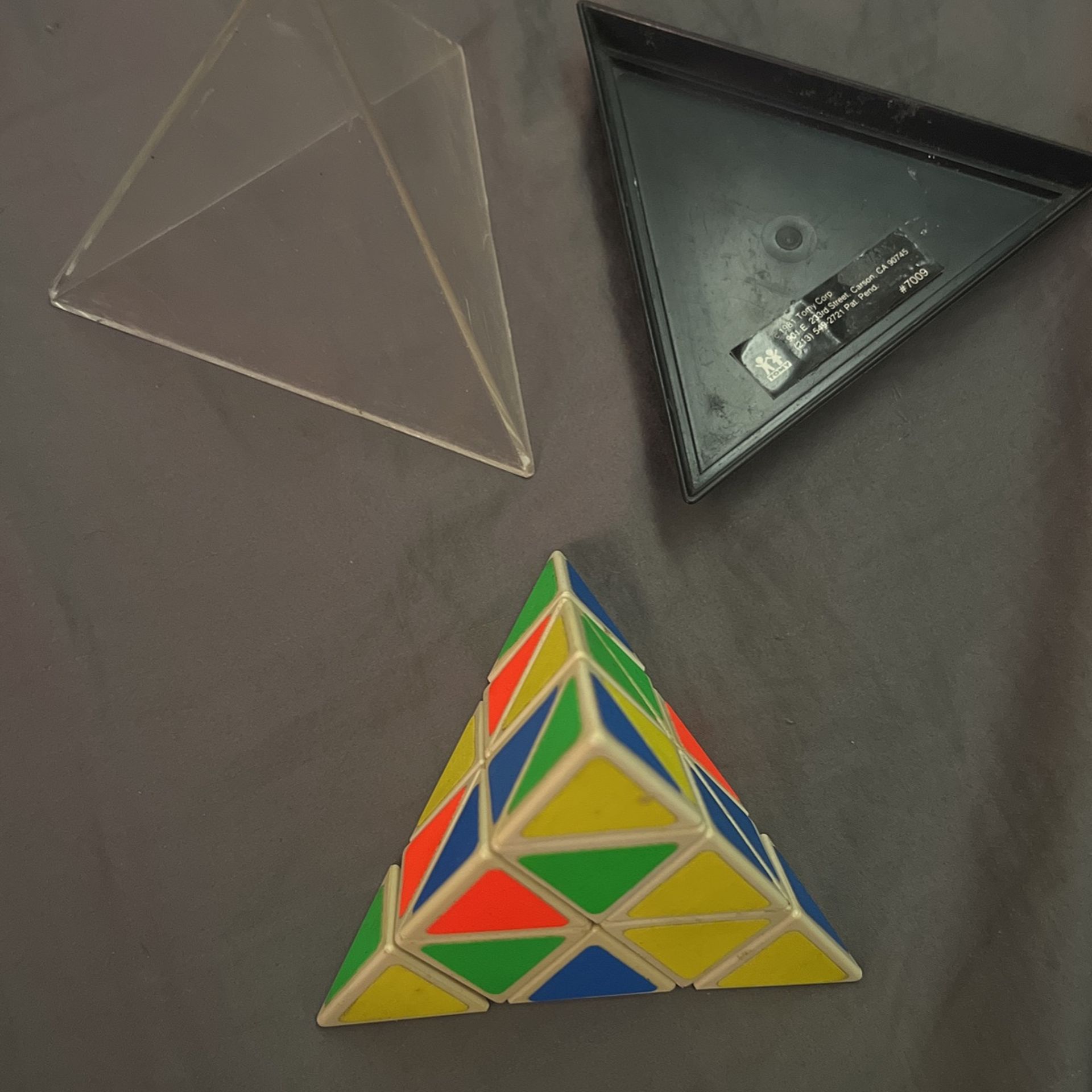 Vintage 1981 ~ TOMY ~ Pyraminx ~ Pyramid Triangle Puzzle ~ Rubik's Cube