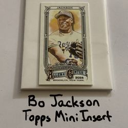 Bo Jackson Kansas City Royals All-Star Outfielder Topps Short Print Mini Insert Card. 