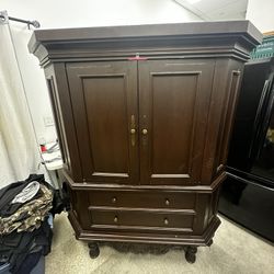 Armoire