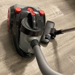 Ovente Vacuum Cleaner - Lightweight Bagless