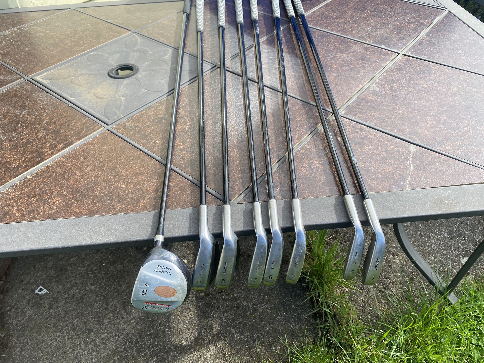 Golf Clubs 