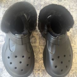 Slips on women 8.5 w