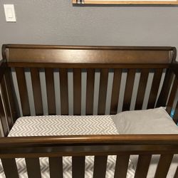 Baby Crib 