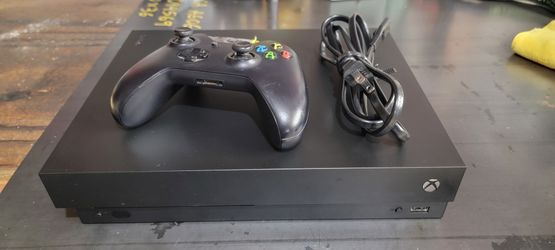 Xbox 1x Like New