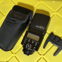 Canon 430EXII flash