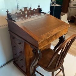 Davenport Victorian Antique Desk & Chair