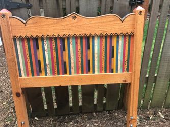 Head board for twin bed