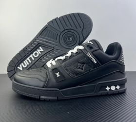 LV TRAINER SNEAKERS BLACK