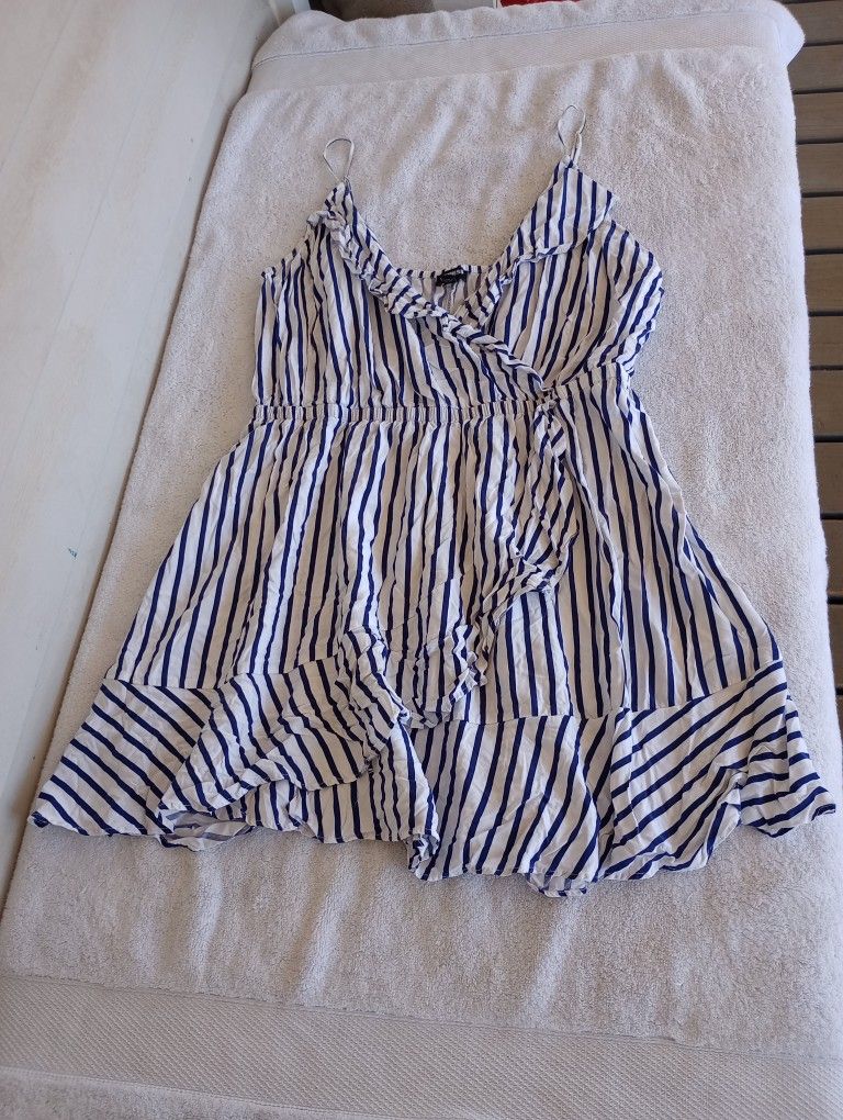 Express Striped V-Neck Ruffle Cami Sun Dress Large Blue White