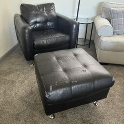 Accent Chair W/ Ottoman