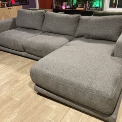 Copenhagen sectional couch