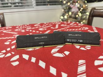 16 GB Crucial Ballistix DDR4-3000 kit