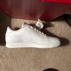 Reebok Women’s Size 8