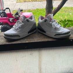 Jordan 3s Size 8 Men Good Condition